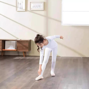 Dječji plesni bazni set – flis podstava, nylon 70% smjesa, jesen-zima sezona, uzrast 3–8 godina