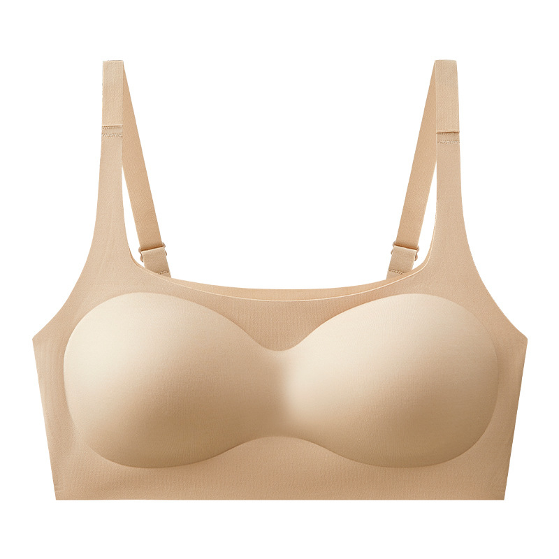 Sutien bandeau nevidljiv s košem 3/4, tanki jastučići od spužve, najlon/lycra tkanina, fiksni dvostruki naramenici, stražnji tri reda kukica, nevidljiva podrška za mlade žene