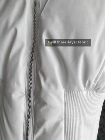 Šilta striukė su gobtuvu, Y2K įkvėptas elegantiškas kasdieninis stilius (81–85% pūko turinys, balta antis pūka, poliesterio audinys, gobtuvas, ilgis 50–65 cm)