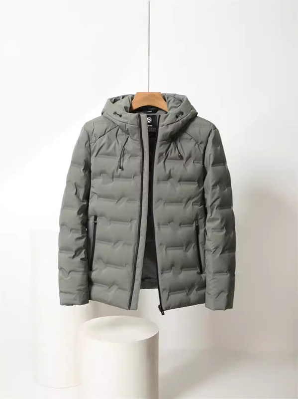 Muška kapuljačasta jakna s perjem - lagana, otporna na vjetar i hladnoću, punjenje od bijelog patka, 600 fill power, materijal poliester