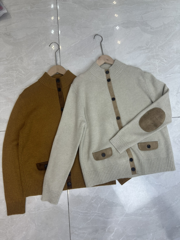 Kasmirový pletený cardigan s vysokým golierom, voľný strih, dlhé rukávy, normálna dĺžka