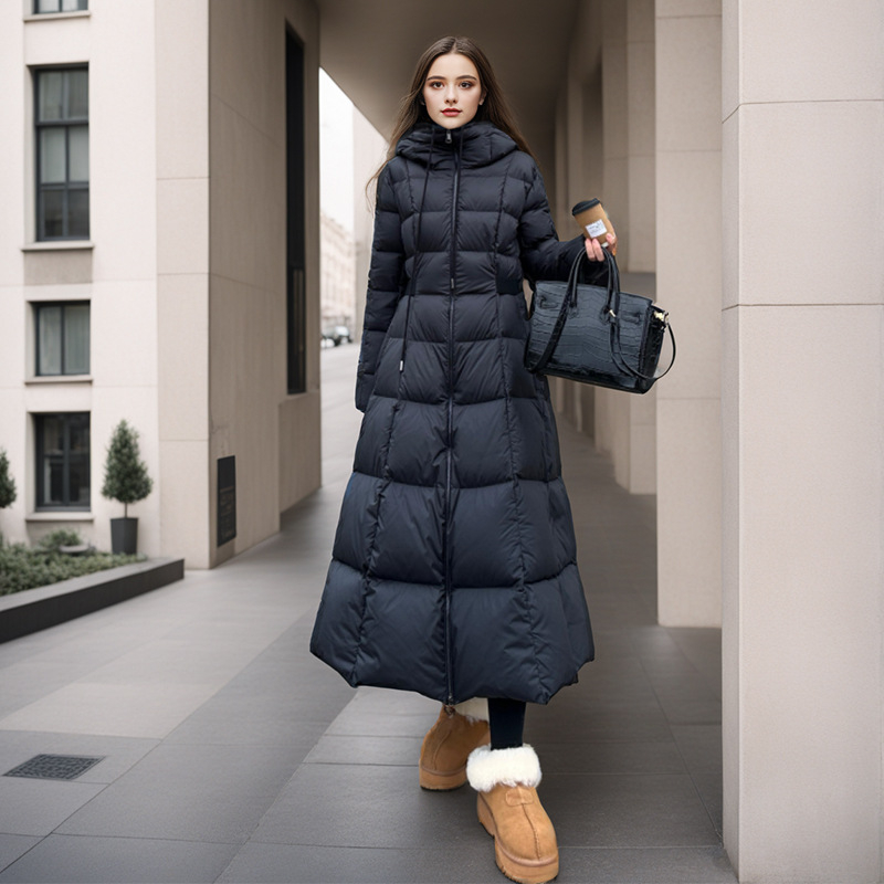 Női kapucnis pehelydzseki, hosszú fazon, kacsa tolltöltés 86-90%, karcsú szabás, cipzár