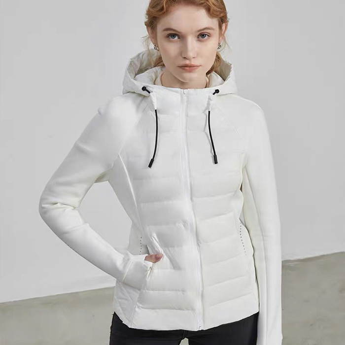 Sulejope kapuutsiga, kerge, slim fit, valge pardi sulede täidis 86–90%