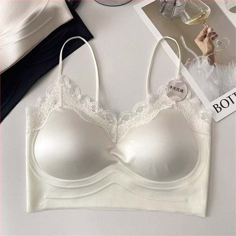 Selgita bralette, ilma õlgeda, fikseeritud kausidega, 3/4 kauss, vormitud kauss õhukese ülaosa ja paksema alusega, nailon kangas, vooder Nylon/Polyamide