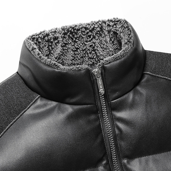 Meeste paks vest polüestri täidisega, vaba lõige, kapuutsita, mitmes taskus, sirge lõige