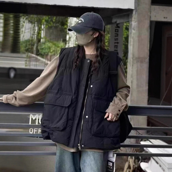 Ženska down vesta s baseball ovratnikom, ležernog kroja, 51–55% bijelog patka perja, poliester materijal