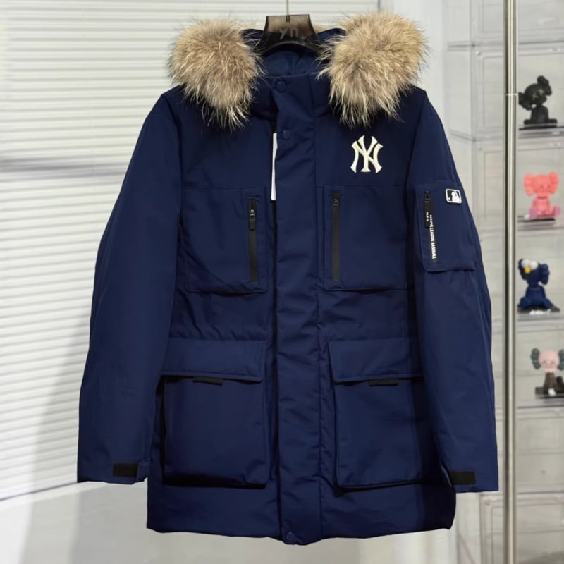 Ženska jakna srednje dužine s perjem, sadržaj perja 96% i više, punjenje >450 g, Chenille tkanina sa Spandexom