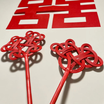 Pulmapuhastuspintsel tekkidele ja sulejakatele, rotangist kudumine ja rotangist südamik