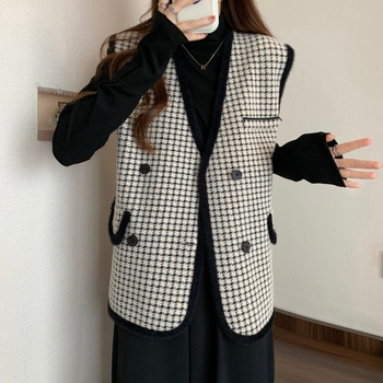 Ženska vest-kardigan u tweed stilu sa uzorkom houndstooth, V izrez, dvostruko kopčanje, akrilna pletenina, širok kroj