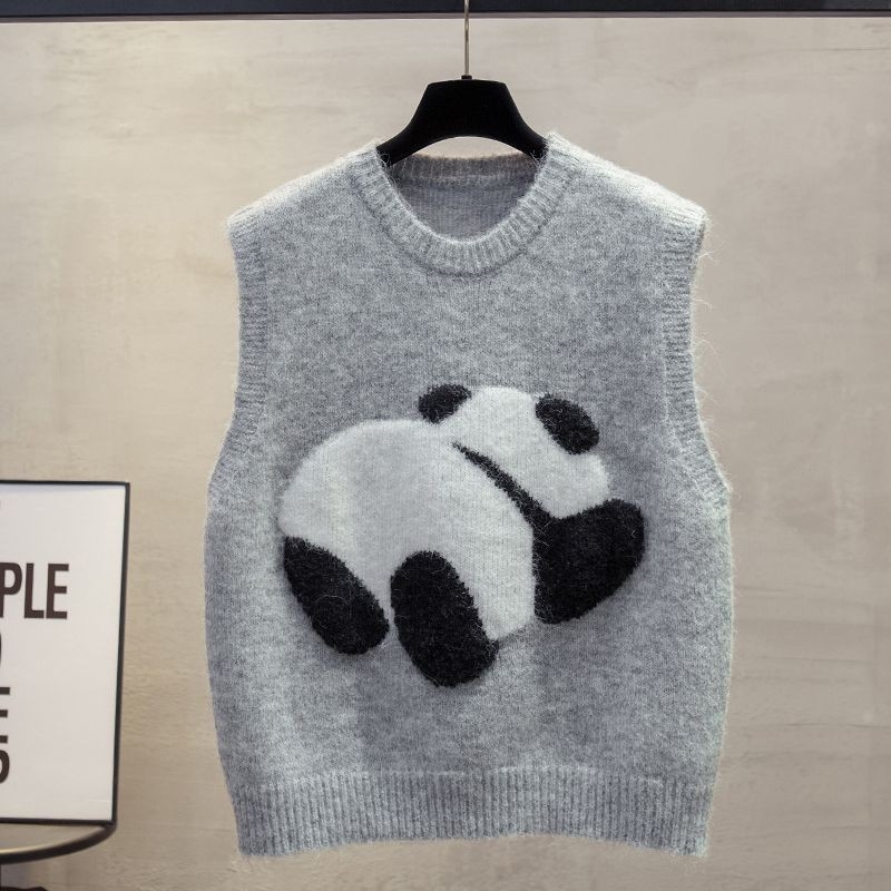 Prošireni pulover s Panda jacquardom i pliš teksturom, slobodan kroj, duljina 50–65 cm, materijal poliester i elastan, punjenje poliester-pamuk