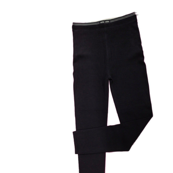 Kõrge vöökoht, õmblusteta leggingud nailonist ja spandeksist, 9/10 pikkus, tihe lõige