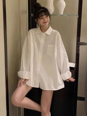 Polüesterist särk polo krae, pikkade varrukatega, vabast lõikega