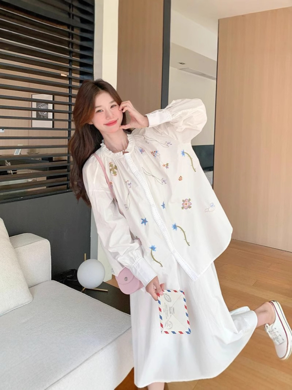 Cămașă din poliester cu broderie florală în stil franțuzesc, mâneci lungi, guler rotund, croială lejeră