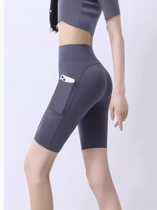 Дамски спортни панталони за каране с нейлон-еластанов смес (70–80% нейлон, 20–30% еластан), висока еластичност, тесен силует, тънък материал, Пролет 2024