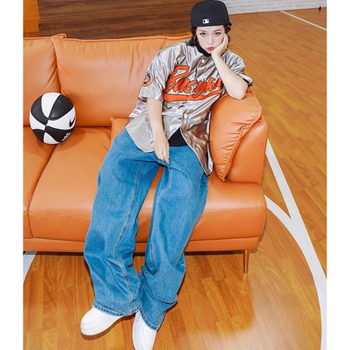 Ljetna unisex košulja s kratkim rukavima, u srebrnoj boji, širokog kroja, casual stil inspiriran fakultetom, jednobojna