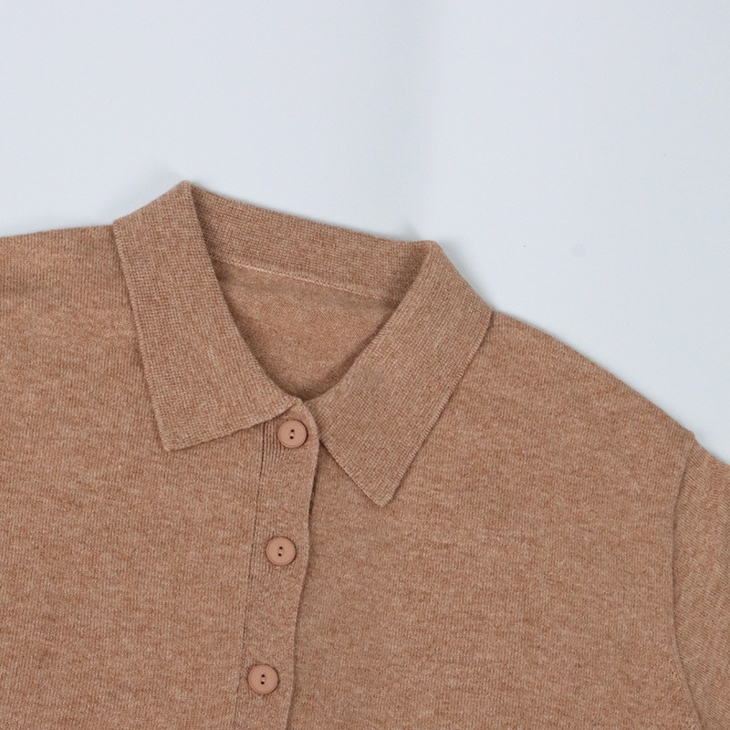 Kašmírovi kardigan s polo ovratnikom, prednje kopčanje s višestrukim gumba, dugi rukavi – Zima 2025, elegantan gradski stil za svakodnevne obaveze na putu