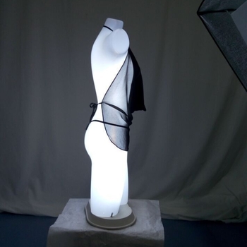 Žensko seksi rublje od poliesterske mrežaste tkanine i spandexa, sadržaj tkanine 80–90%, pakirano u vrećice