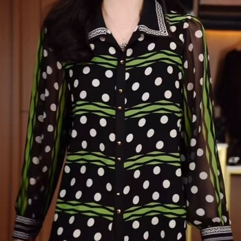 Crna bluza s točkicama od šifona, širokog kroja, plus veličina, elegantan poslovni stil