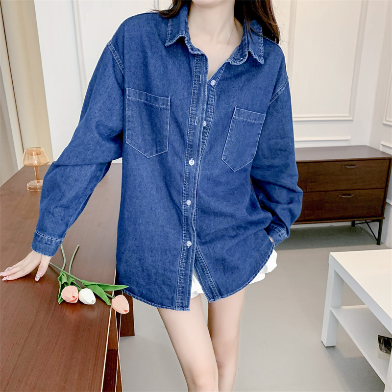 Ženska denim košulja-jakna, ležernog kroja, dugi rukavi, košulni ovratnik, višestruko kopčanje