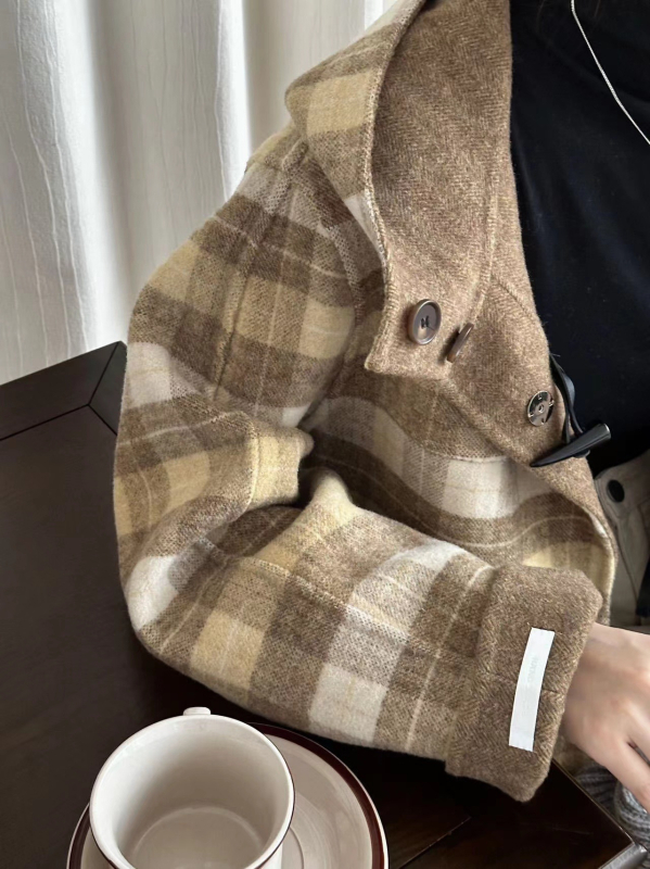 Ženski vuneni kaput, retro dvostrani, gumbima od roga, kapuljača, slobodan kroj, dugačak 80–100 cm