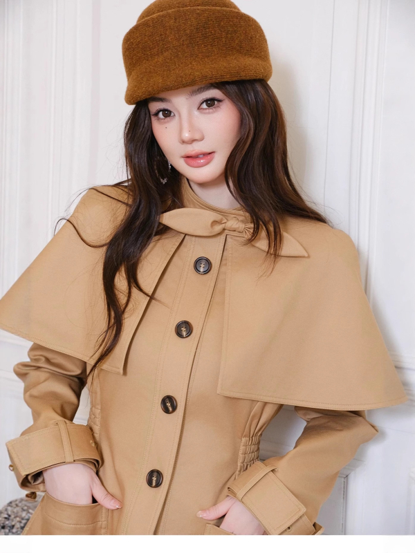 Kaput-plašt od viskoze, dugi rukavi, poluotvoren ovratnik, srednja duljina 50–65 cm