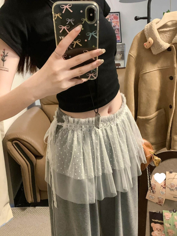 Suknja A-kroja od vunenog platna s 30-50% drugih vlakana - proljeće 2025