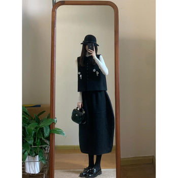 Trostruki set: pleteni top, 3D cvijeće vest i midi suknja; Hepburn stil, korejsko-francuska inspiracija; poliester ≥95%