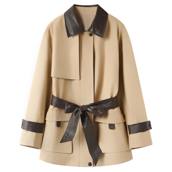 Яке с ретро сплайс дизайн, памук-полиестер смес, свободен силует, средна дължина, яка тип лапел, дълги ръкави, закопчаване с множество катарами