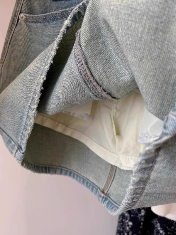 Denim suknja A-kroja, priljubljena uz bokove, jednobojna, pamuk tkanina, nema elastana