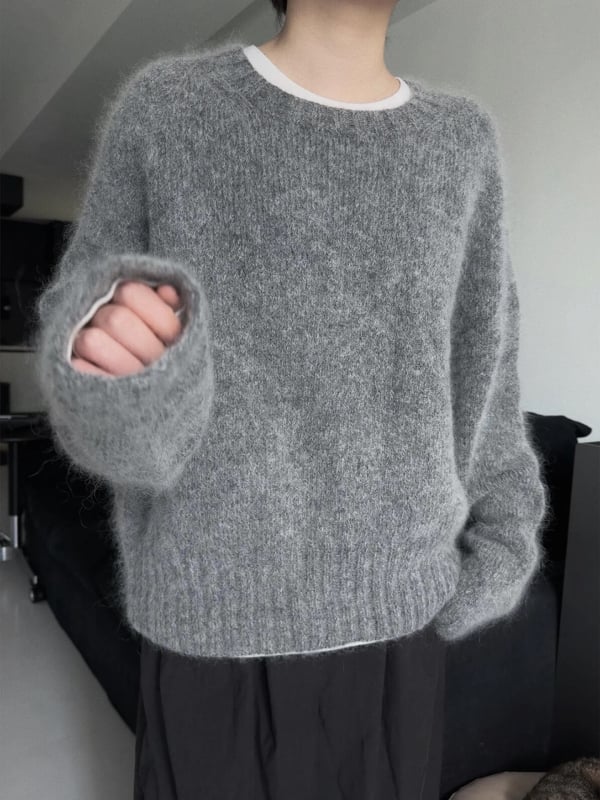 Γυναικείο πουλόβερ μαλλί 95%+ | Λαιμός στρογγυλός | Μακριά μανίκια | Πολύ παχύ | Χειμώνας 2025