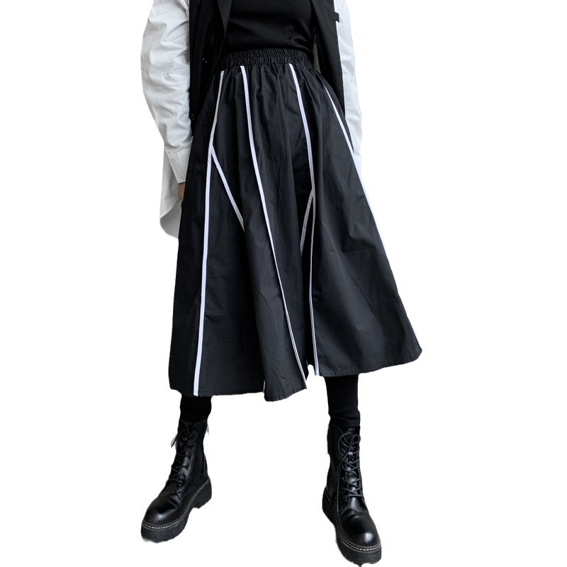 A-linijska midi suknja s asimetričnim rubom, visokim strukom, pamukova smjesa 50-70%