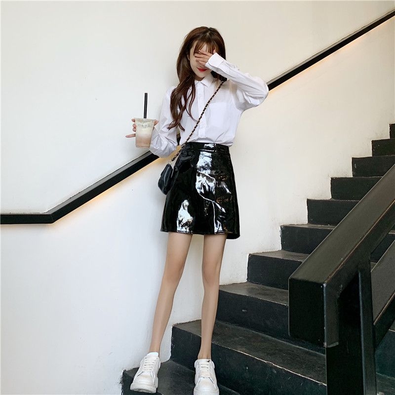 A-linijska suknja od vunene tkanine, stil kraljevske sestre, proljeće 2025