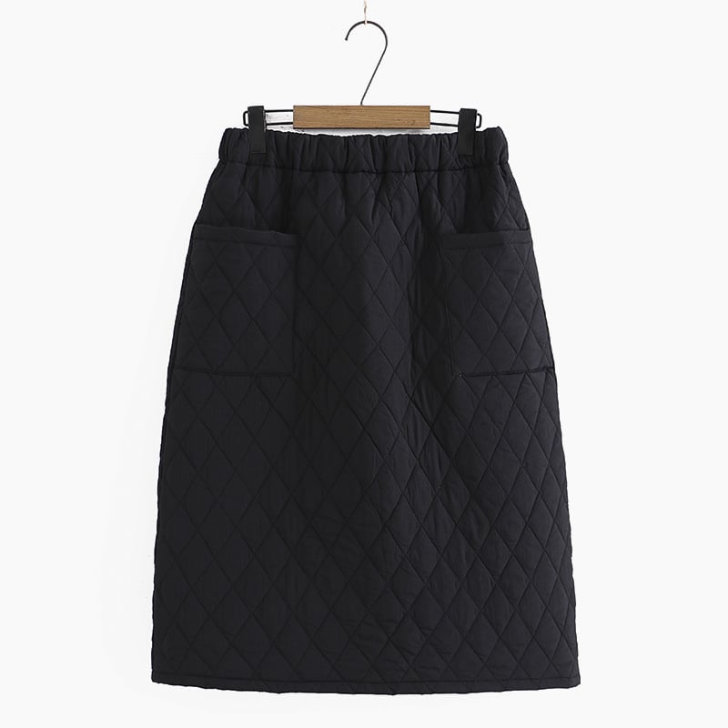 Suknja A-linije, prešivana, poliester, midi duljina, zima 2023