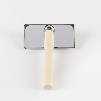 Háziállat fésű fa markolattal macskáknak és kutyáknak – rozsdamentes acél fogak, szőr eltávolítása, összegubózott szálak kifésülése, masszázs