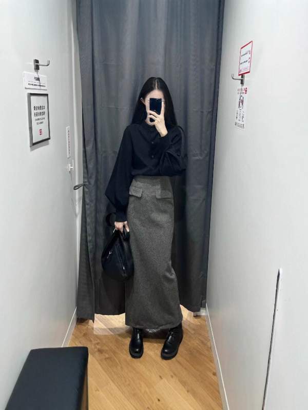 Plus-size Ženska vunena duga suknja sa šlicom, vizualno sužava struk i trbuh, ravni kroj, elegantan gradski stil, jesen 2025