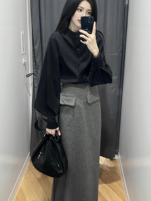 Plus-size Ženska vunena duga suknja sa šlicom, vizualno sužava struk i trbuh, ravni kroj, elegantan gradski stil, jesen 2025