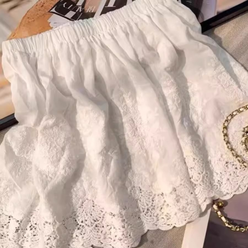 Пола с висока талия и дантелен кант, А‑линия, 100% полиестер, подплата 100% еластан