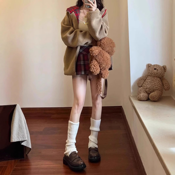 Sukňa typu A-línia, zmes polyesteru a bavlny, 50–70% bavlny, jar 2025, bez pružnosti