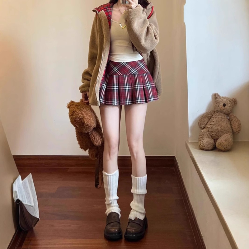 Sukňa typu A-línia, zmes polyesteru a bavlny, 50–70% bavlny, jar 2025, bez pružnosti