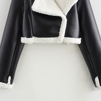 Ženska moto jakna od poliestera (70-80%), labav kroj, kratka duljina, rever