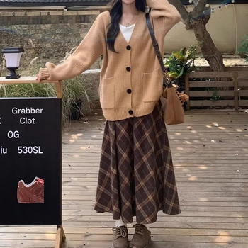 Poliesterova A‑linija suknja s kariranim uzorkom, srednja duljina, mikroelastična, s detaljem šivanja, casual stil