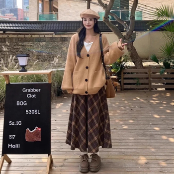 Poliesterova A‑linija suknja s kariranim uzorkom, srednja duljina, mikroelastična, s detaljem šivanja, casual stil