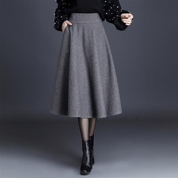 Sukňa A-línie z PVC, stredná dĺžka, elastický materiál, jednoduchý vzor