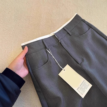 Sukňa s A-línie, vysoký pás, zips, polyesterový materiál, jar 2025 vydanie