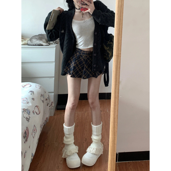 Xuandou languota klostuota sijonas su aukštu juosmeniu, pavasaris 2025