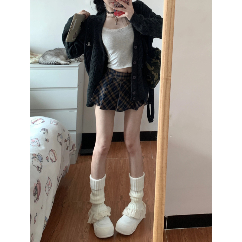 Xuandou languota klostuota sijonas su aukštu juosmeniu, pavasaris 2025