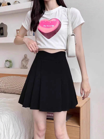 Plisirana suknja s visokim pojasom za žene — poliester tkanina, mikroelastičnost, udio poliester 50–70%, jesen 2025