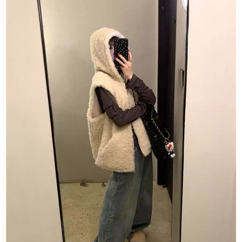 Ženski kapuljačasti prsluk od vune i krzna, bez rukava, casual stil, zima 2025