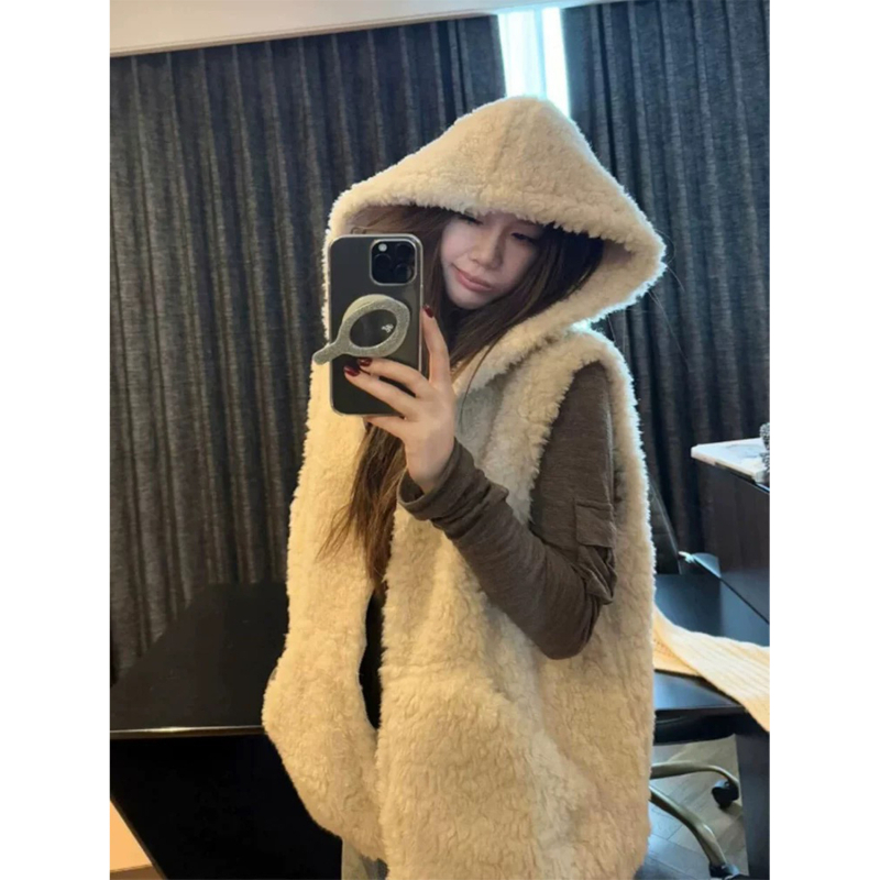 Ženski kapuljačasti prsluk od vune i krzna, bez rukava, casual stil, zima 2025