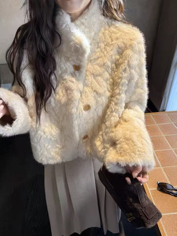 Jakna od umjetnog krzna, standardne duljine, raglan dugi rukavi, V-izrez, Zima 2025